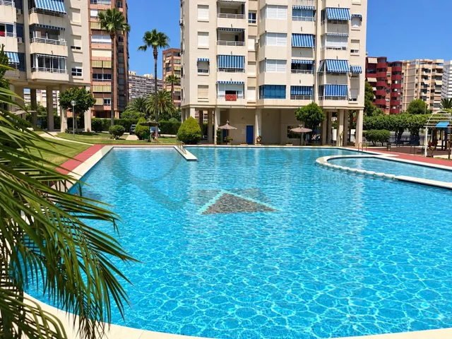 Piso de 3 habitaciones en Playa de San Juan a unos pocos pasos del mar — 18