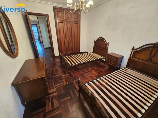 OPORTUNIDAD DE VENTA EN LA ZONA SUR, PISO GRAN TAMAÑO CON GARAJE Y TRASTERO , EXTERIOR!!! — 17