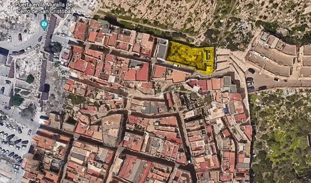 Solar en Almeria zona Catedral, 281 m. superficie parcela, o