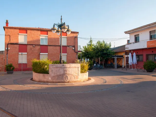 Oportunidad Única en el centro de Viana — 50