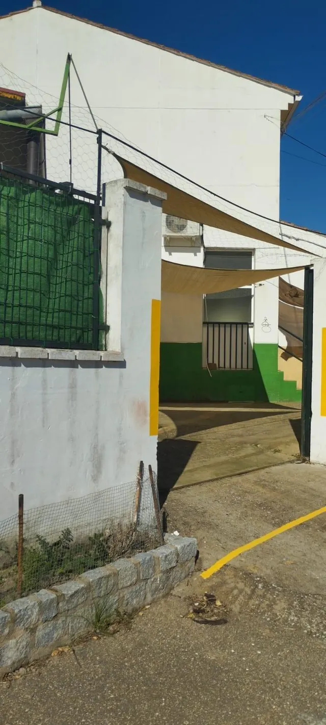 CASA EN ALDEACENTENERA + PARCELA — 18