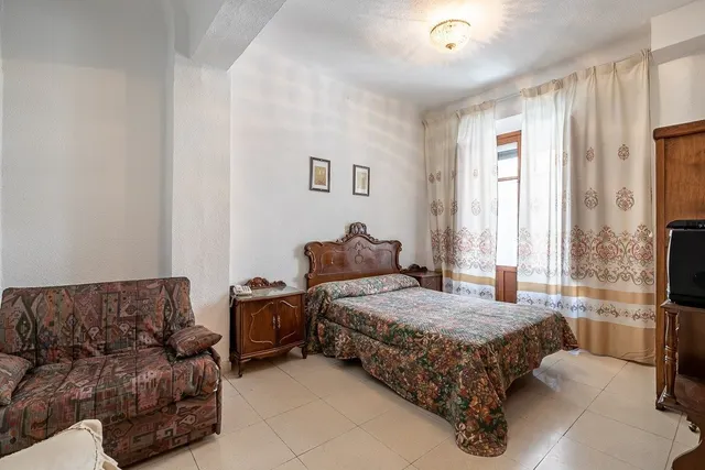 Hostal Lanjarón — 12