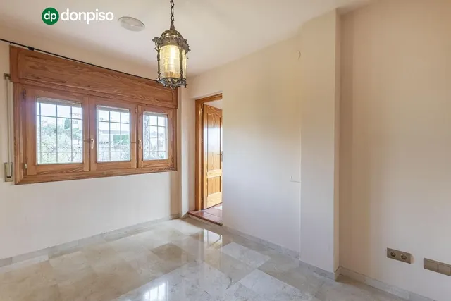 Espectacular casa independiente con piscina y grandes vistas en Monteluz (Peligros) — 44