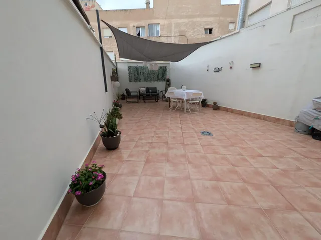 AMPLIO PISO DE 3 DORMITORIOS CON PATIO DE 55 M2 EN EL CENTRO DE SANTOMERA — 29