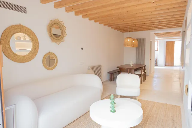 Casa con carácter y vistas a la Tramuntana en Mancor de la Vall — 10