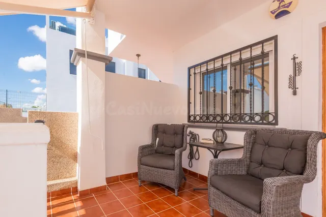 Apartamento de 2 dormitorios en Punta Prima - foto 4