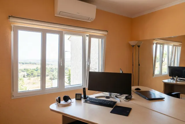 GRAN CHALET CON VISTAS AL MAR, PARCELA DE 1.218 m2 Y ENTORNO PRIVILEGIADO !! — 22