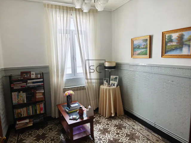 Casa con jardín y garaje en Porta Nova, Ferrol — 22