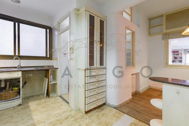 Piso a la venta junto a la plaza del ayuntamiento — 16