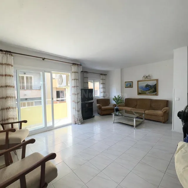 Amplio Apartamento en Santa Catalina, Palma de Mallorca - €5