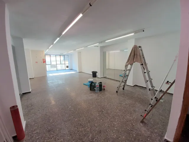 Edificio cuatro plantas en el centro PARA OFICINAS — 13