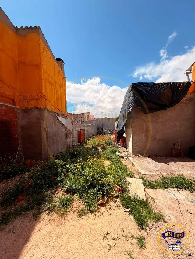 TERRENO URBANO EN VENTA EN LOS HINOJOSOS — 13