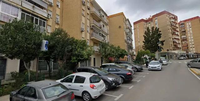Venta piso en Camas (Sevilla) — 2