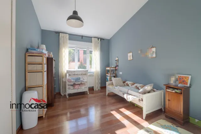Casa 5 habitaciones 220m² en venta - Urb. el arenal — 31