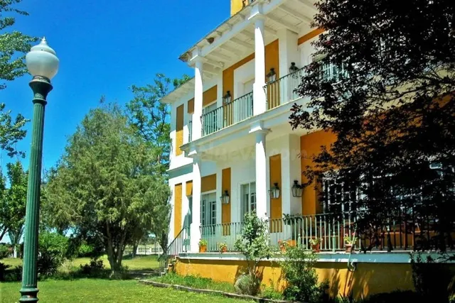 POSADA EN PLENO FUNCIONAMIENTO — 2