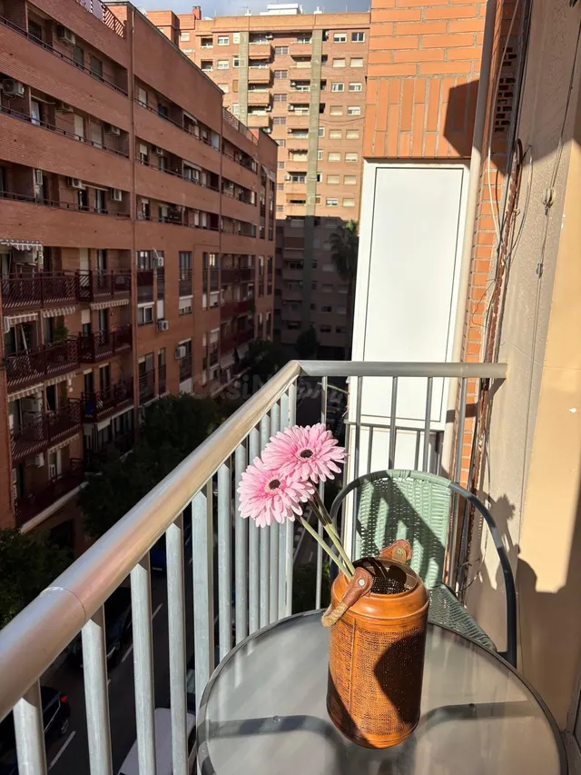 PISO REFORMADO A 10 MINUTOS DE LA PLAYA Y DE LAS UNIVERSIDAD - foto 5