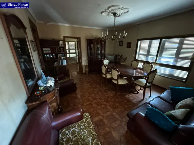 Se vende casa en Carracedelo — 8