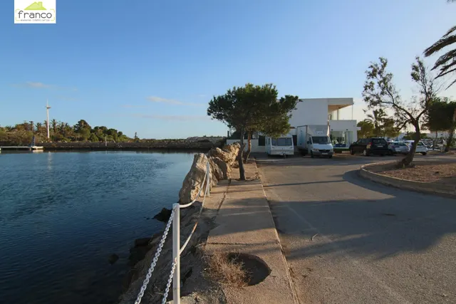 EN EL PUERTO TOMAS MAESTRE. UN OASIS EN MITAD DE LA MANGA — 5