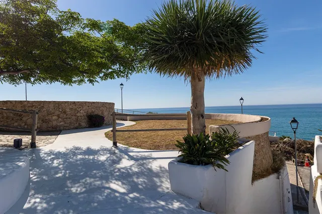 Estudio 64m² en venta - Centro — 28