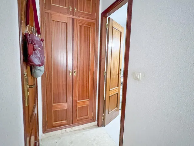 PISO DE CUATRO habitaciones EN EL CARMEN — 18