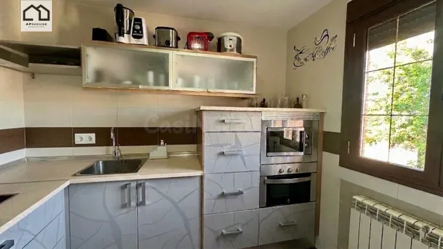 Apihouse vende acogedor piso en el centro de Santa Olalla de - foto 4