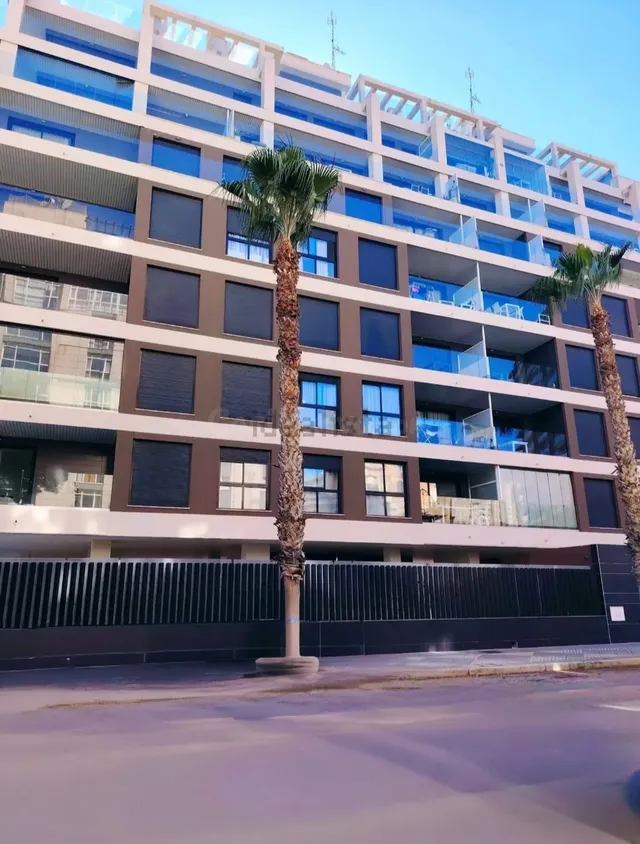 Piso en venta en Calpe con vistas al mar - foto 3