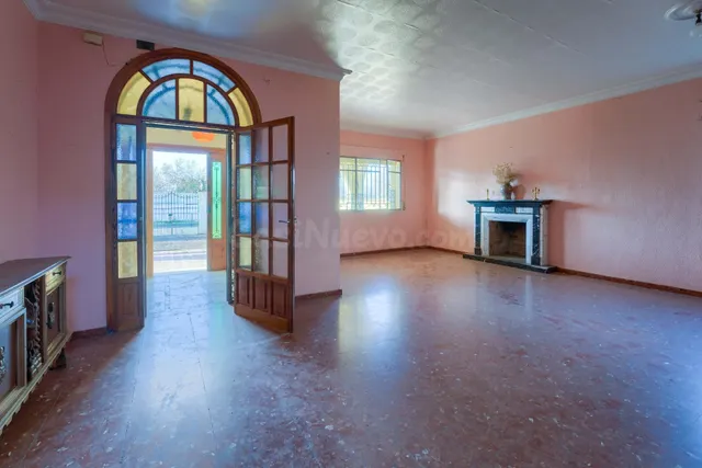 Chalet de 410 M2 en Parcela de 965 M2 en zona centro y con s - foto 3