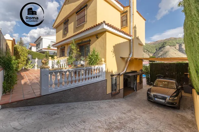 CHALET CON PISCINA Y JARDÍN A SOLO 10 MINUTOS DE GRANADA — 19