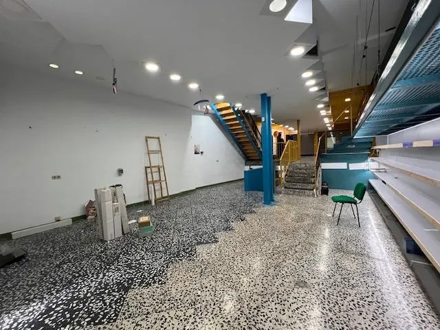 ALQUILER LOCAL MUY CENTRICO, ZONA CALLE SOCIEDAD, 360 M2. APROX. — 4