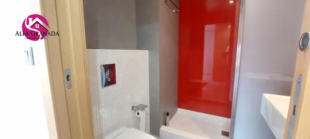 Apartamento amueblado en zona Campus de la Salud, urbanización privada — 10
