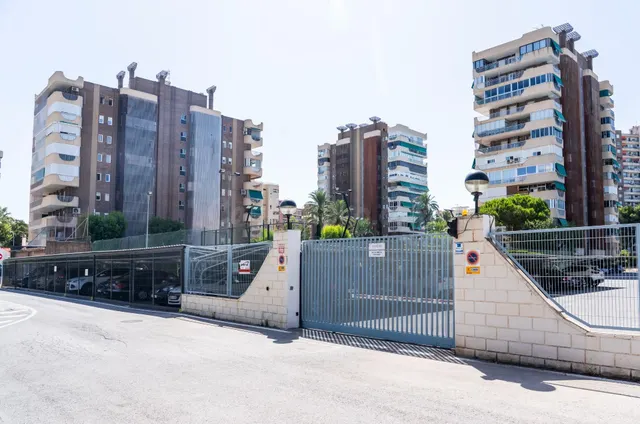 OPORTUNIDAD EN VENTA DE PISO DE 2 DORMITORIOS EN PLAYA DE SAN JUAN (ALICANTE) A 8 MINUTOS ANDANDO DE LA PLAYA — 26