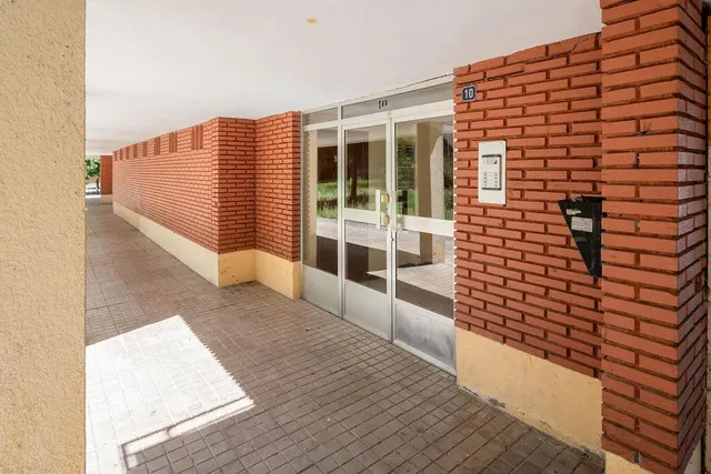 PISO PARA REFORMAR A 2 MINUTOS DEL CENTRO DE PONFERRADA — 2