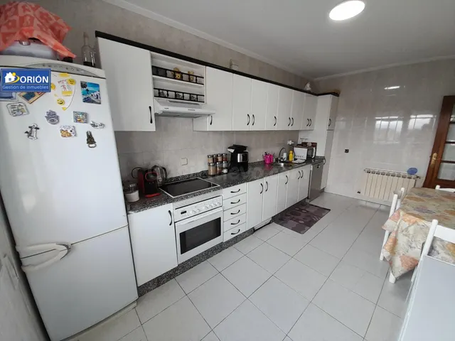 AMPLIO PISO CON TERRENO ADICIONAL EN CACABELOS. 109.000 € - foto 4