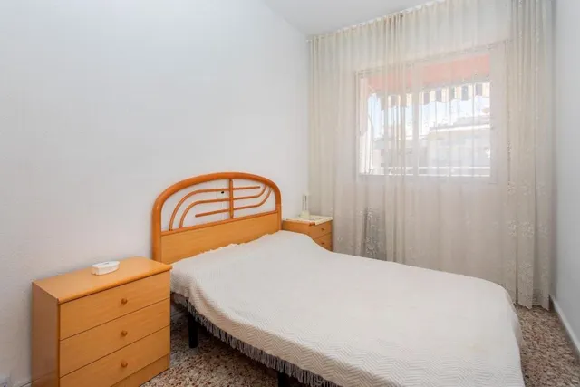 Apartamento 3 habitaciones 88m² en venta - Paseo maritimo — 23