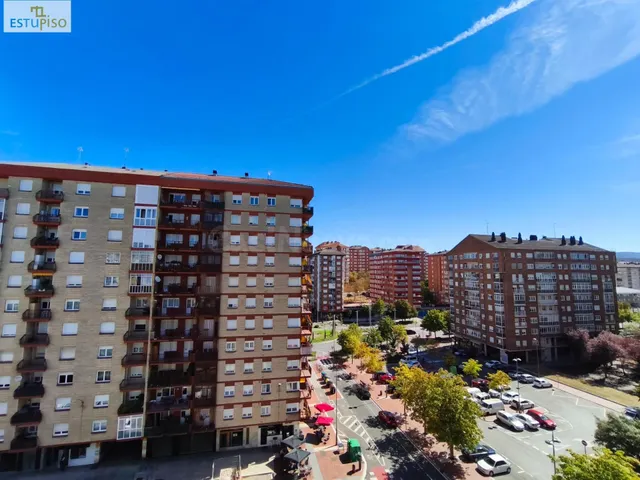 6º PISO - PLAZA PEPE UBIS esquina Polvorin - 113m2 - 2 Terrazas-3 hab.-Cocina-Salón-2 baños - Garaje opc. — 4