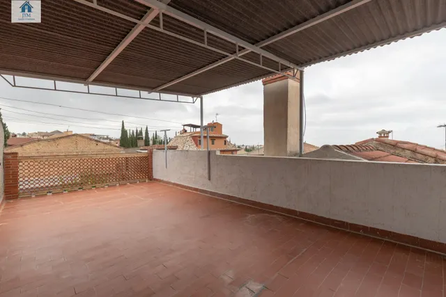 Venta de casa en La Zubia para entrar a vivir — 30