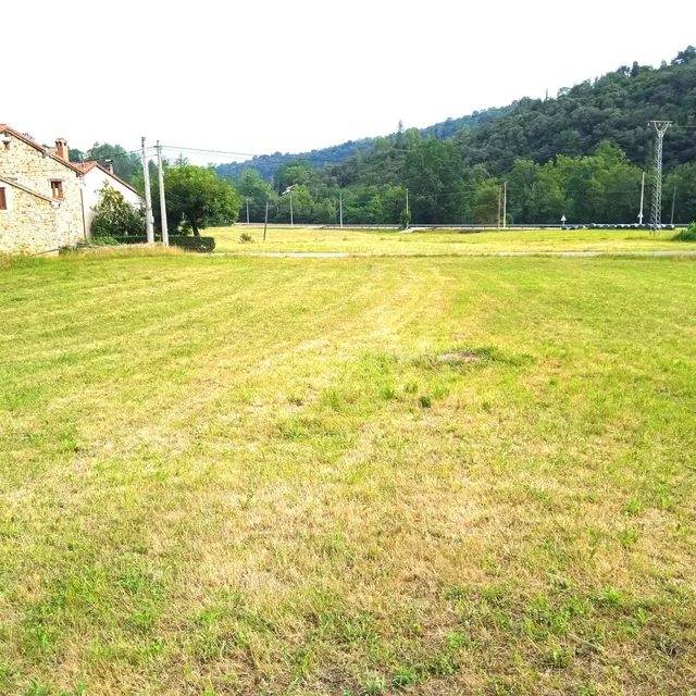 Exclusiva parcela en Cades (Herrerías) con 3.707 m2 de terre - foto 2