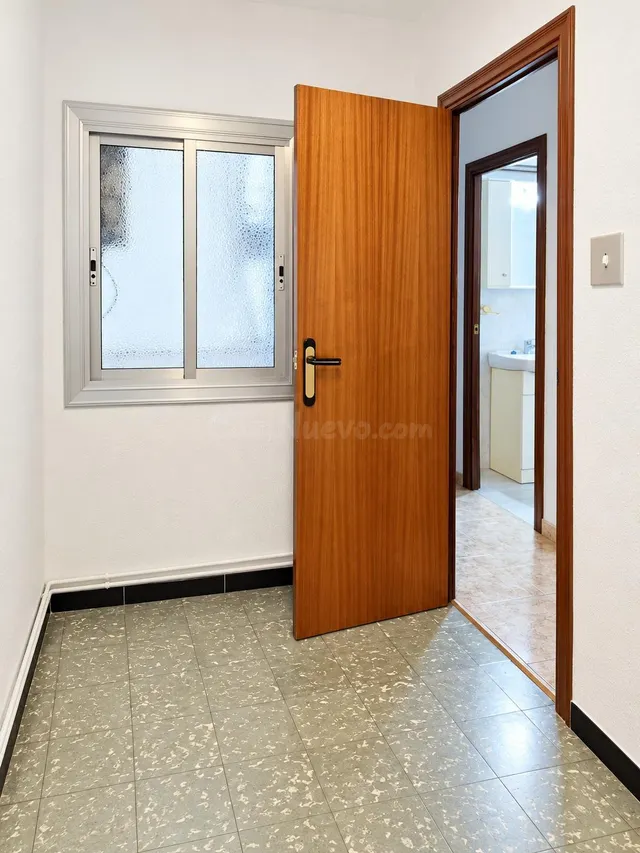 "OPORTUNIDAD" ACOGEDOR PISO DE 3 habitaciones EN SANTA ROSA - foto 4