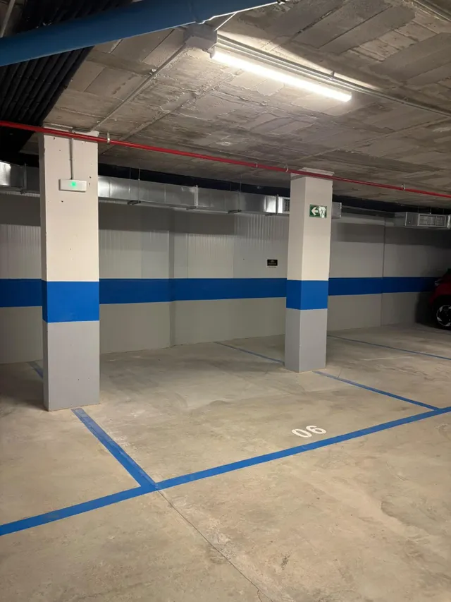 Se vende ático con piscina privada en Estepona — 29