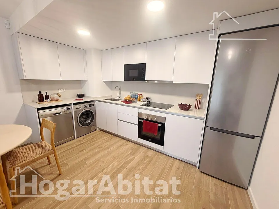 ¡A ESTRENAR! AMPLIO, BONITO Y MODERNO EN RESIDENCIAL CON PISCINA Y BALCÓN