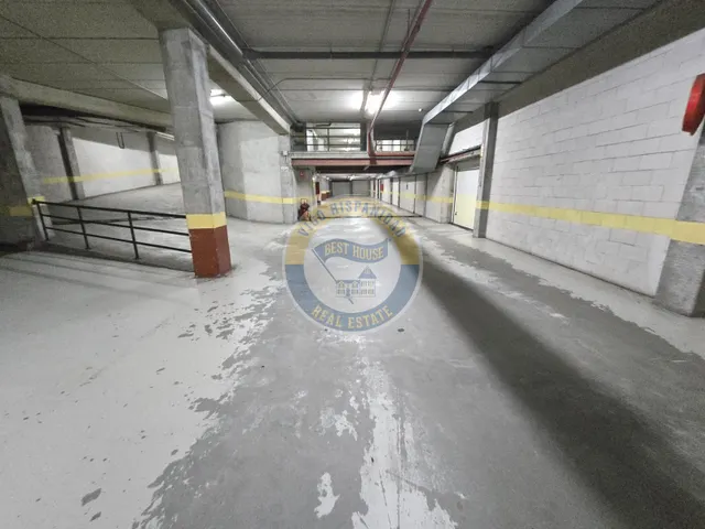 Plaza de garaje amplia en hispanidad 87 — 6