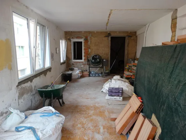 Piso para reformar a tu gusto - 3 dormitorios - 3 calles - Ventanas nuevas — 7