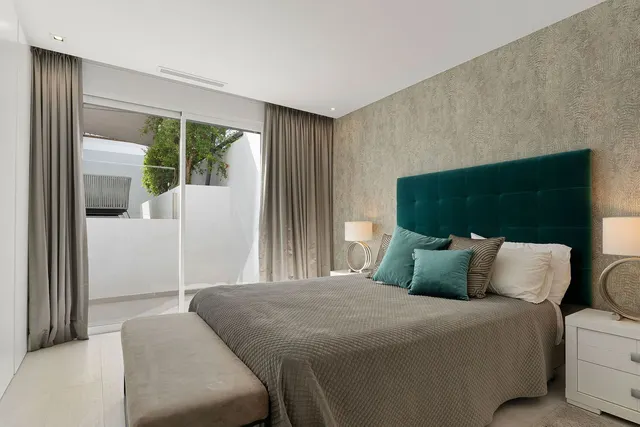 Chalet 5 habitaciones 306m² en venta - Marbella — 25