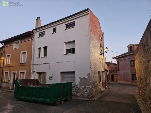 Se vende casa de pueblo para reformar en Castrillo de la Vega, — 11