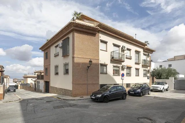 Ático en venta en La Zubia — 7