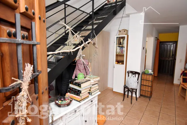 CHALET CON PISCINA, GARAJE Y TERRAZA — 40