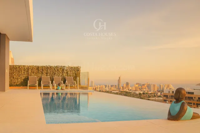 VILLA SKYLINE · LUJO MEDITERRANEO EN FINESTRAT CON VISTAS AL - foto 4