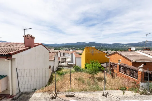 Parcela urbanizable con vistas espectaculares en ubicación p - foto 2