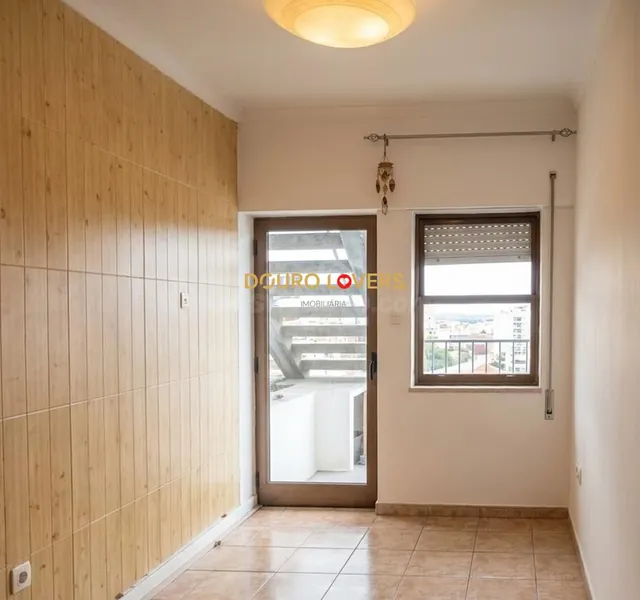 Apartamento 1 habitación 66m² en venta - Oliveira do Douro - foto 2