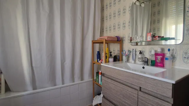 Piso en venta situado en la zona de Icovesa. — 14